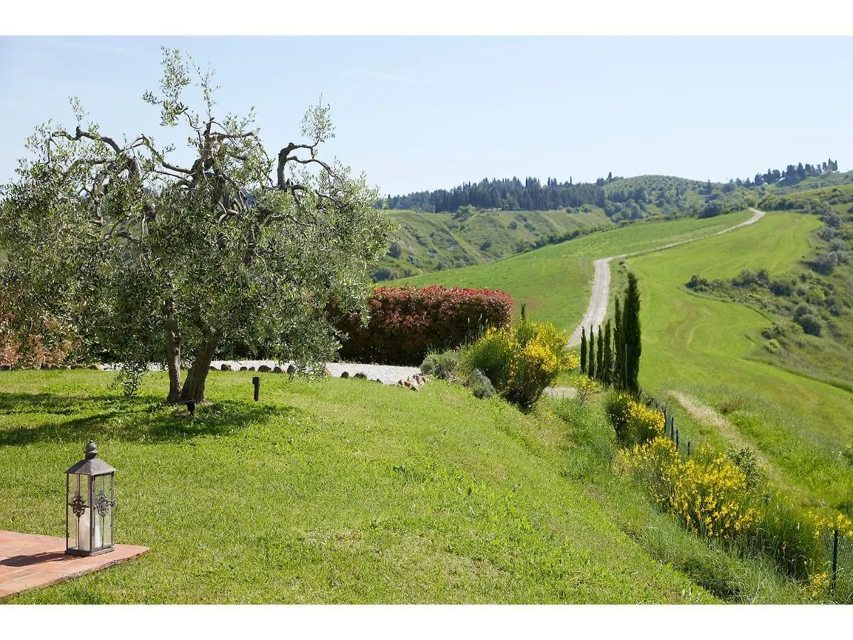 Villa Martha Volterra 0*,  Italien